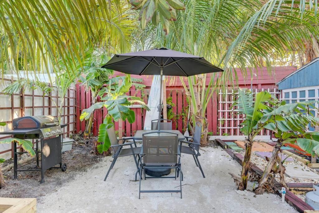 Vila Enchanting 2Br/1Ba Casita 2 Blocks To Beach Deerfield Beach Exteriér fotografie